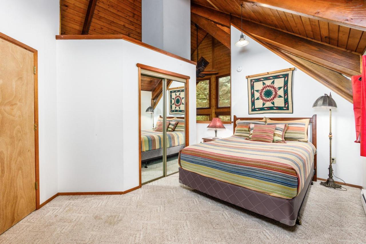 Vail Chalet Girdwood Exterior photo